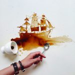 Những bức tranh sống động vẽ bằng cốc cà phê đánh đổ
